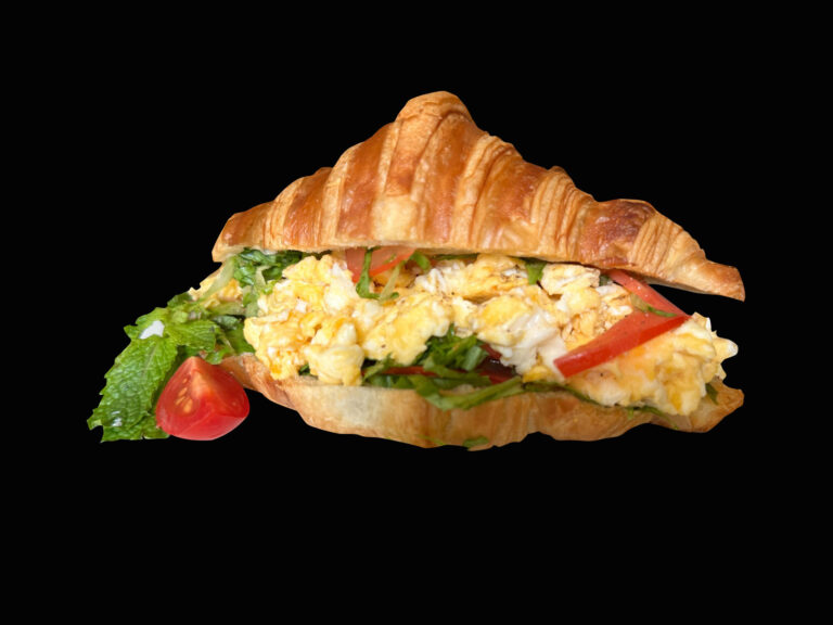 SCRAMBLED EGG SALAD CROISSANT